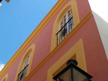 Un Patio En Santa Cruz
