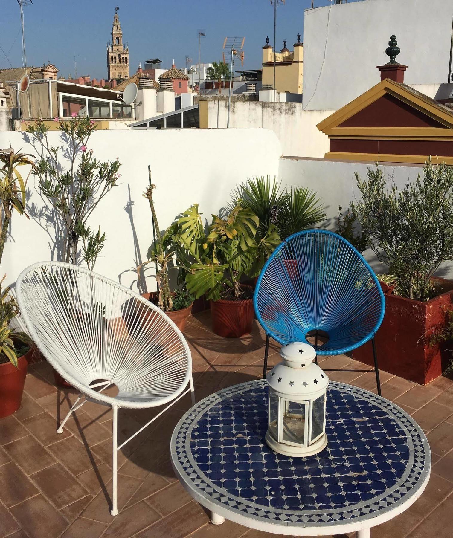 Un Patio En Santa Cruz Seville